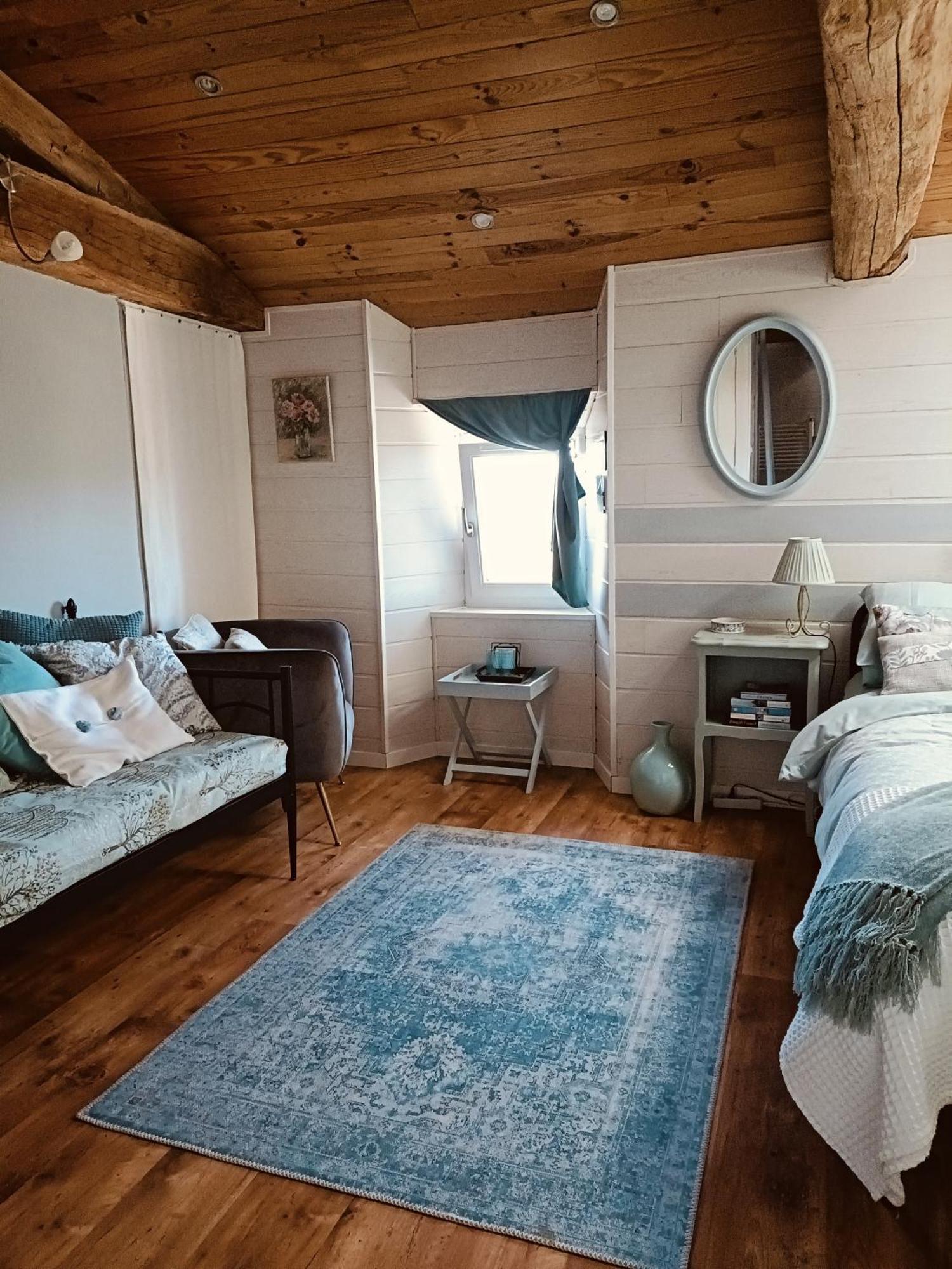 'Quelle Belle Vue' Chambre D'Hote Confolens Exterior foto